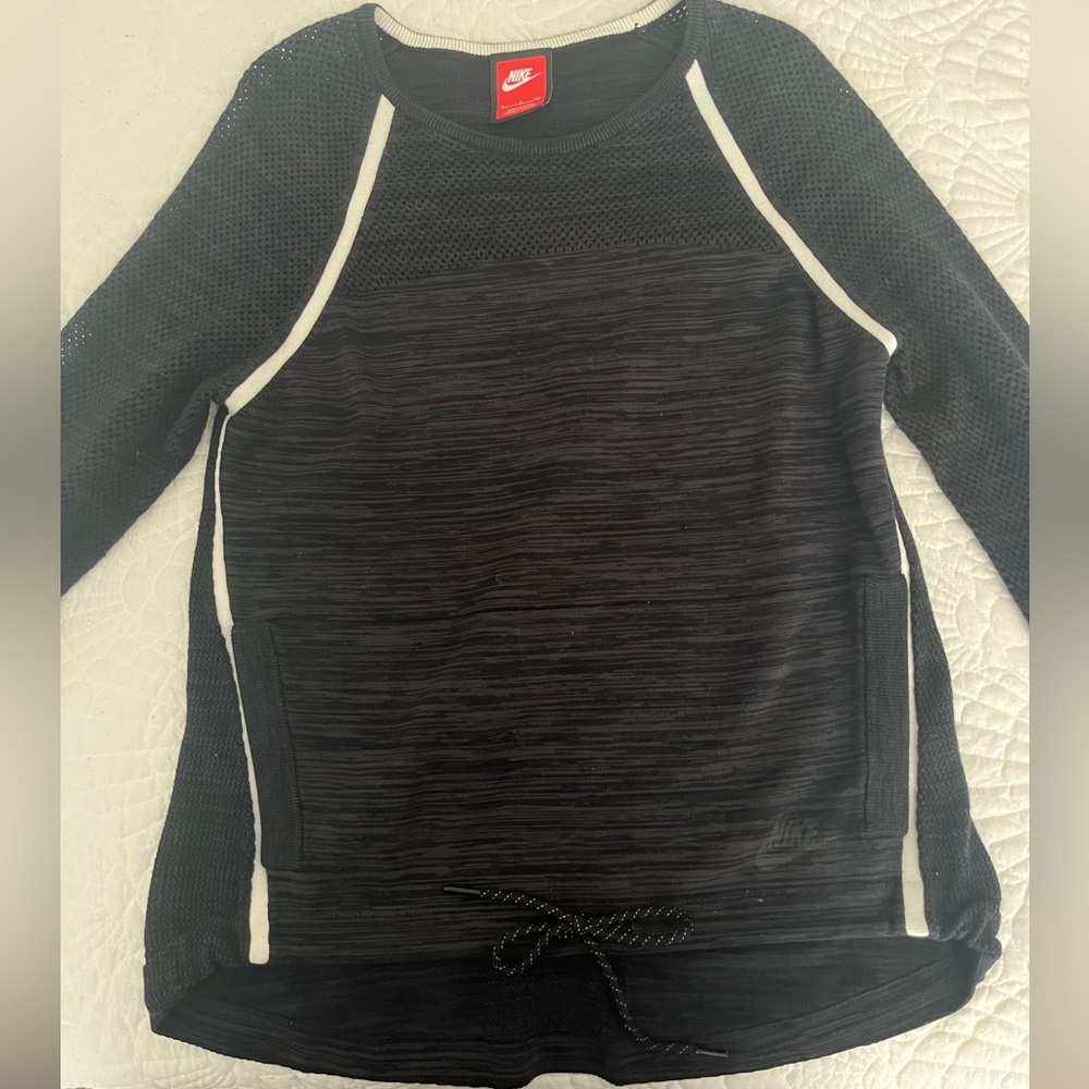 Nike Women's Black Knit Crew Neck Sweater
